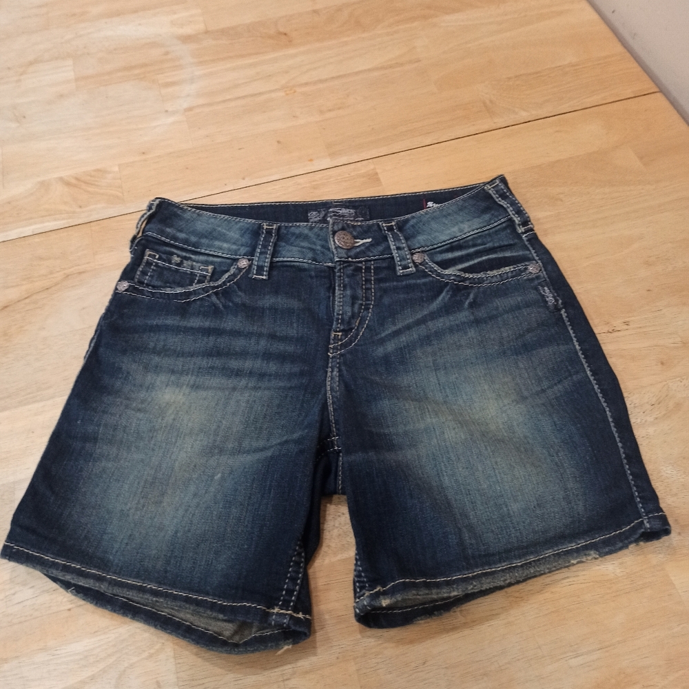 SILVER JEANS Suki Short Jean Short size 29